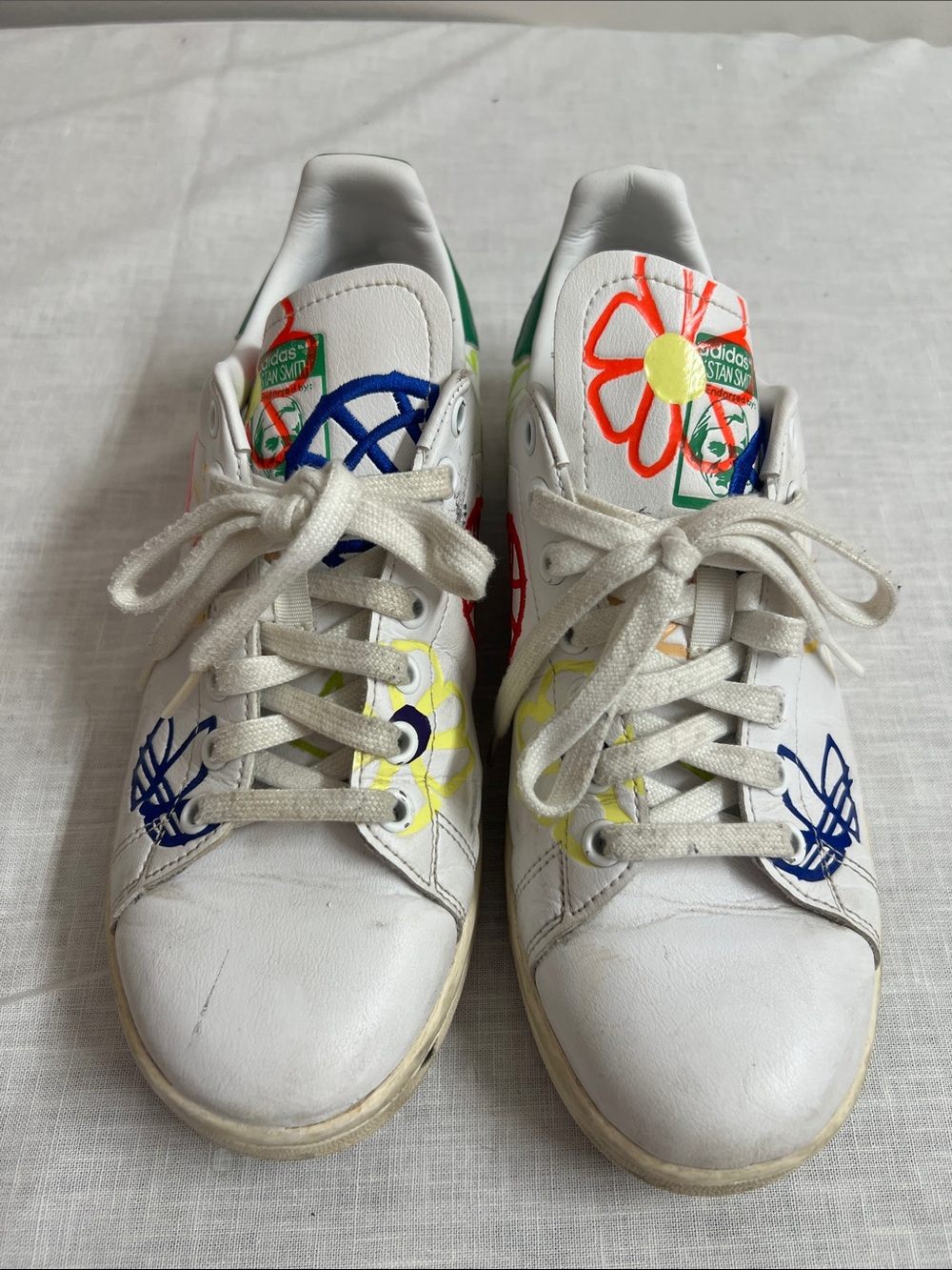 🌞 Adidas Stan Smith large doodle colorful hippie sneakers unisex women size 7